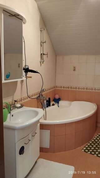 Гостевой дом Дом на Тенистой Брест-2